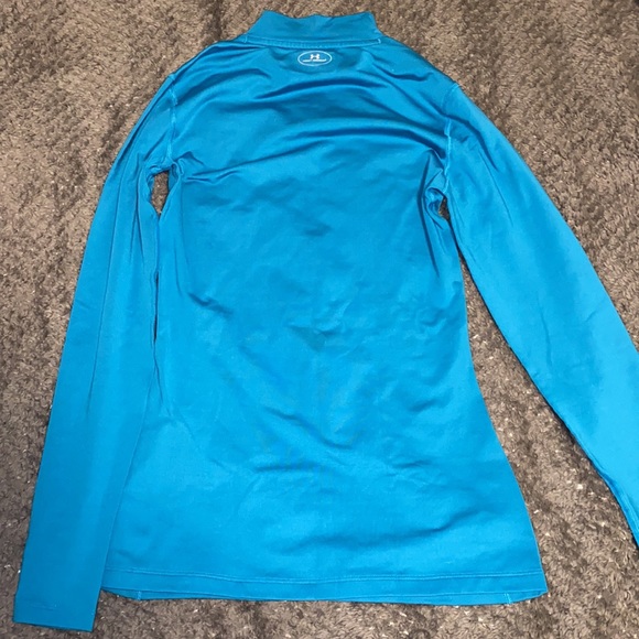 Long sleeve workout shirt - Picture 2 of 2